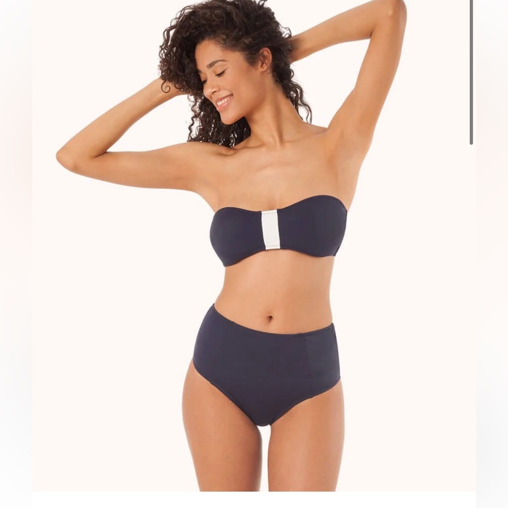 The Swim Bandeau - Colorblock:
Navy/White